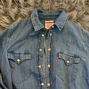 Levi’s Denim shirt